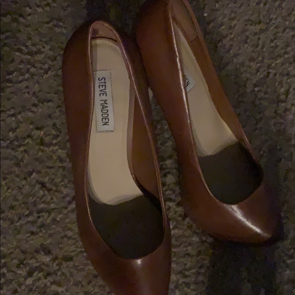 Steve Madden brown heels